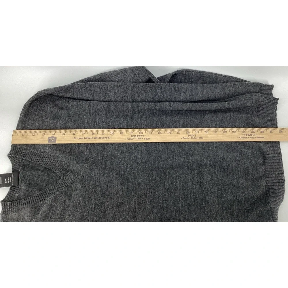 Nike Golf V-Neck 100% Merino Wool Knit Sweater Long Sleeve Men's Size Large VTG